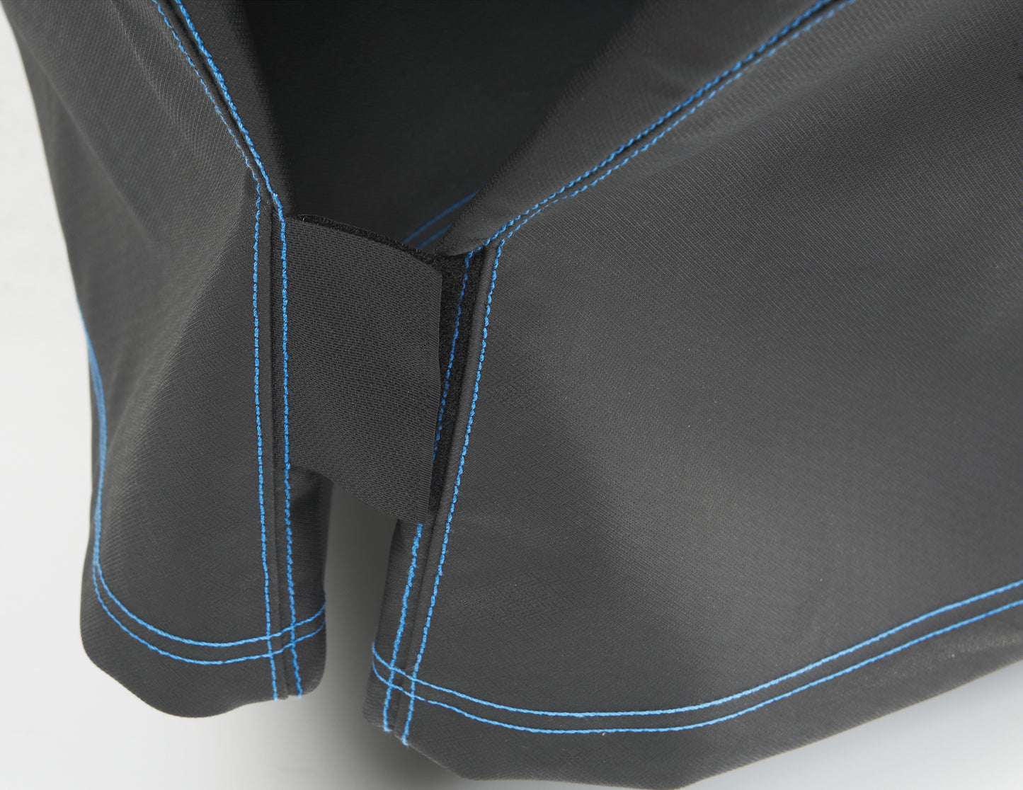 Broil King – SCHUTZHÜLLE ROYAL / MONARCH / BARON 300ER / CROWN 300ER SERIE 🛡️ Wetterfest. Strapazierfähig. Perfekte Passform für deine 300er & Royal/Monarch Modelle.