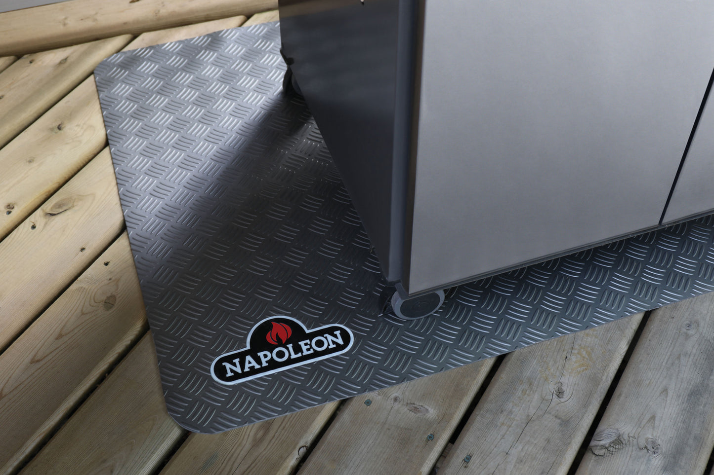Napoleon Grill Bodenmatte 120×80 cm – Premium Bodenschutz für Terrasse & Balkon