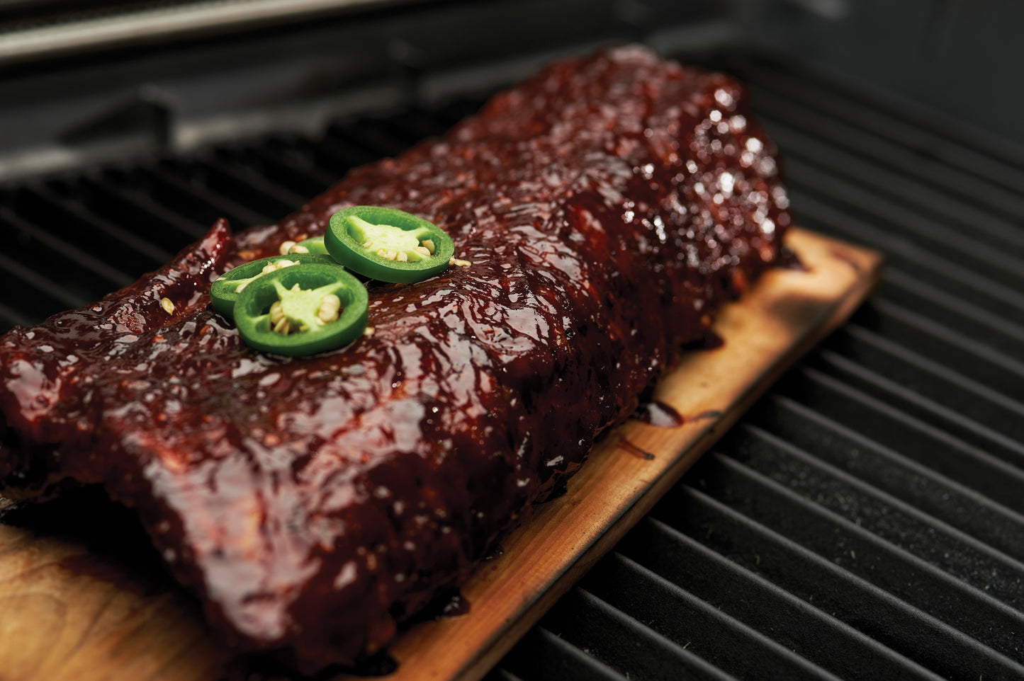 Broil King – AHORNHOLZPLANKE (2er-Set | 480 cm³ pro Planke)   Mildes Süßaroma. Perfekt für Fleisch. Heißräuchern auf höchstem Niveau.