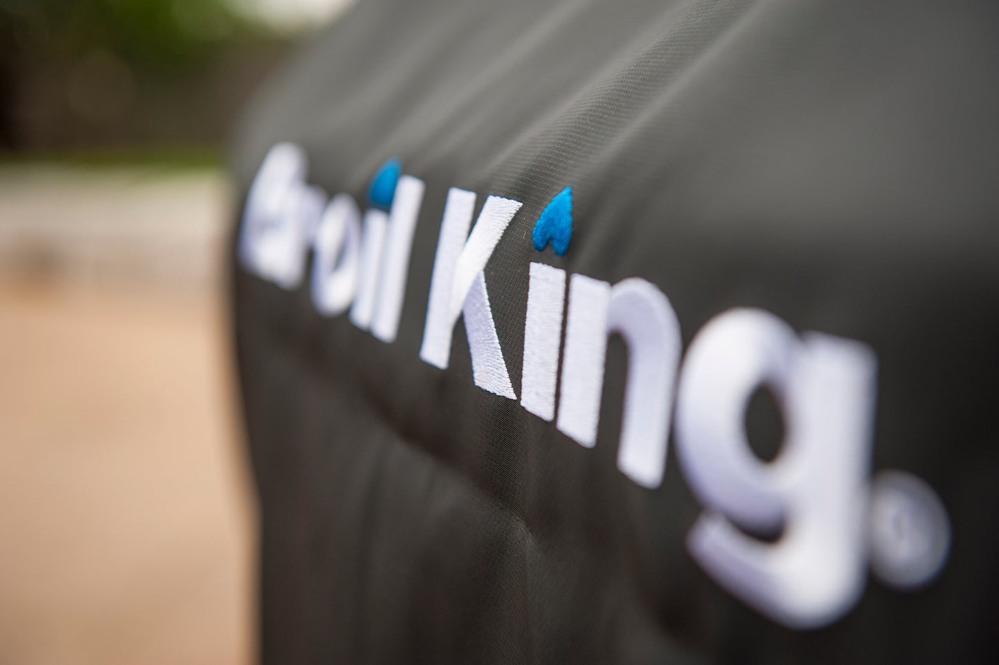 Broil King – SCHUTZHÜLLE IMPERIAL™ 600ER SERIE / REGAL™ 600ER SERIE  🛡️ Premium Wetterschutz. Maximale Langlebigkeit. Perfekte Passform für große Broil-King-Modelle.