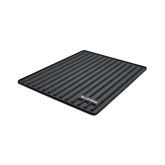Broil King – SILIKON BESTECKABLAGE (magnetisch | 35,5 × 28,0 cm)  🧲 Saubere Ablage. Sicherer Halt. Schutz für deine Grillseite.